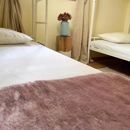 Teodora Hostel&suits