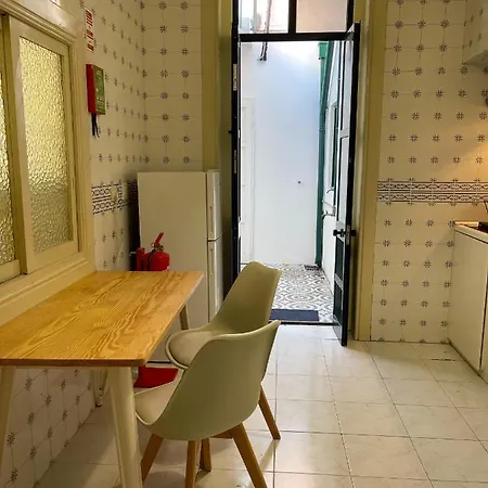 Teodora Hostel&suits *